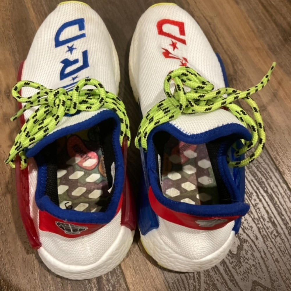 Adidas - Picture 2 of 9